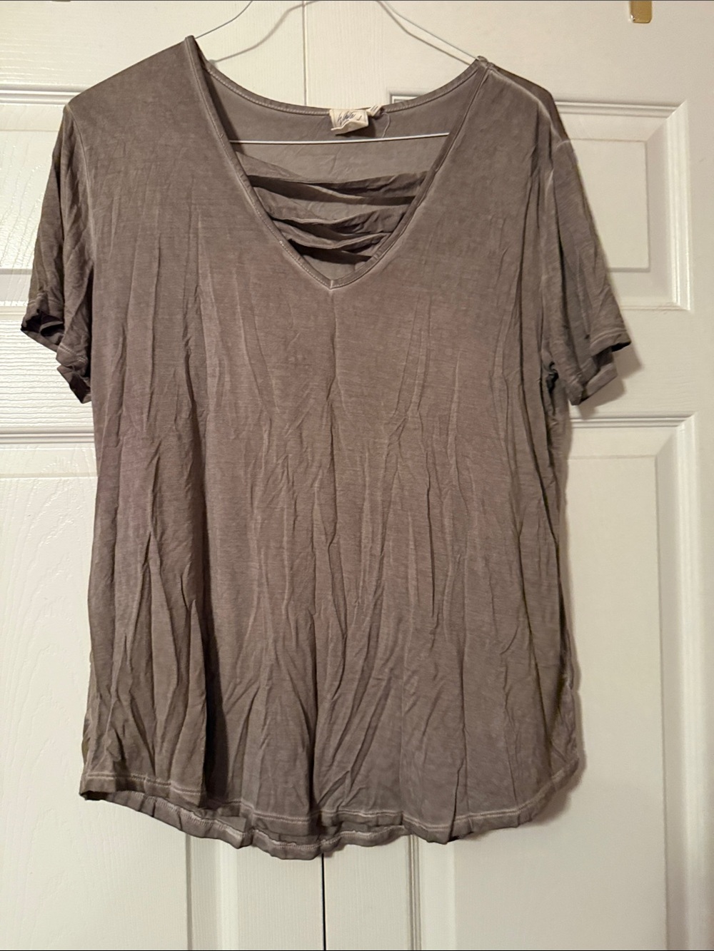 Women's Gray Short-Sleeve V-Neck Top with Strappy Detail